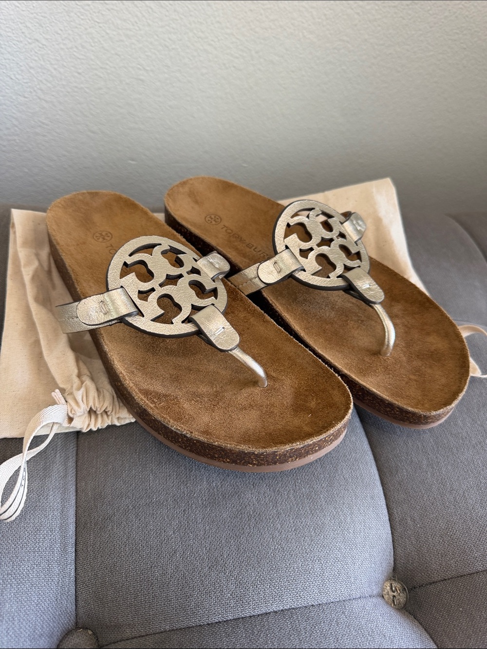 Tory Burch Gold Logo Thong Sandals with Brown Suede Footbed